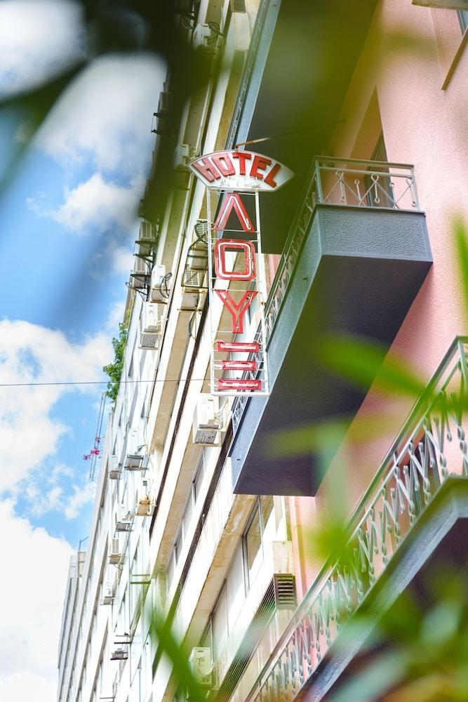 Lux Hotel Piraeus Exterior photo