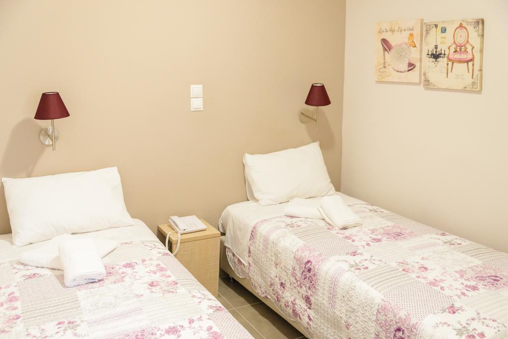Lux Hotel Piraeus Exterior photo