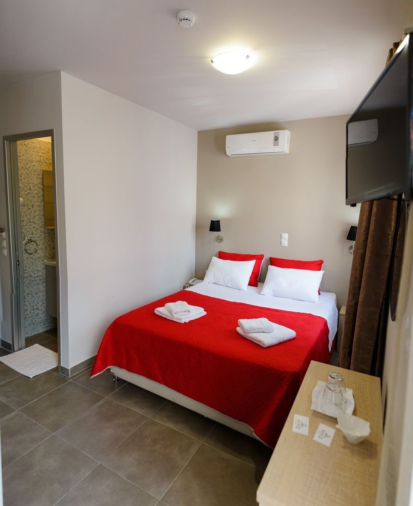 Lux Hotel Piraeus Exterior photo