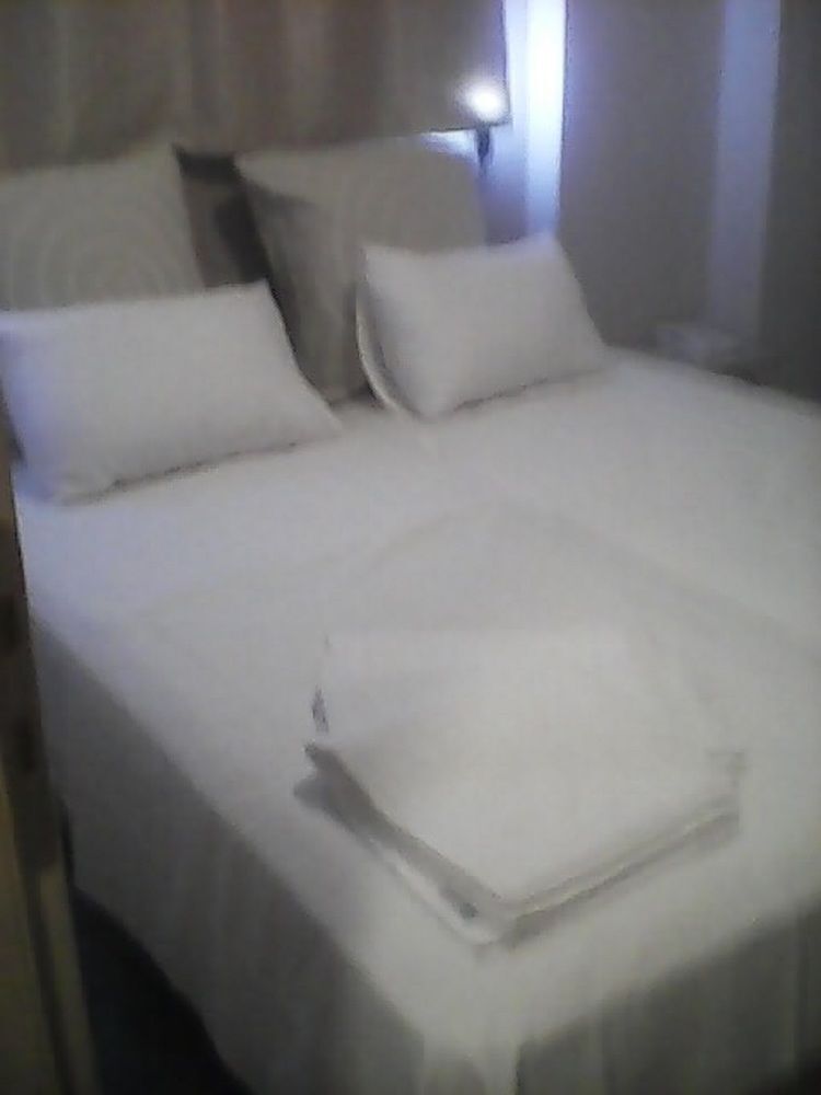 Lux Hotel Piraeus Exterior photo